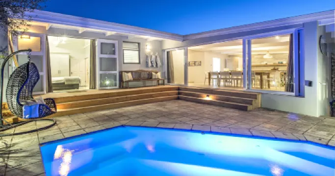 漂流木 - 肯頓海洋酒店