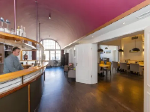 โรงแรงอัลเทอร์ ไครส์บานโฮฟ โรงแรมในชเลสวิก