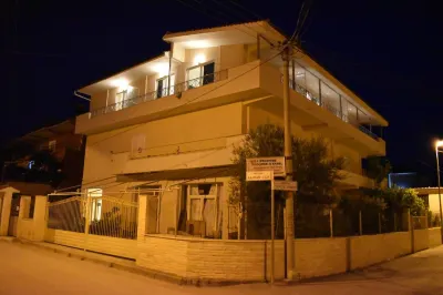 Hotel Vila Nino โรงแรมใน