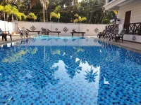 Coastal Suites Apart-Hotel - Swimmingpools
