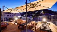 Mange Tak Resort Onomichi Hotels in Ономіті