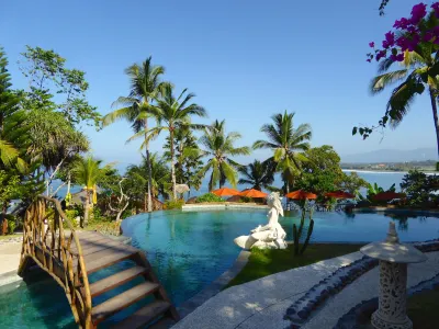 Puri Dajuma Beach Eco-Resort & Spa Отели в г. Pekutatan