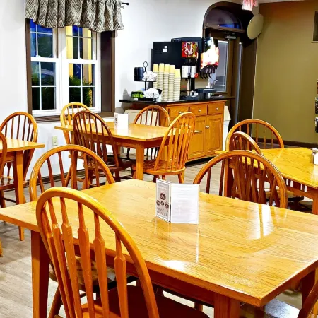 Lodging on the Square