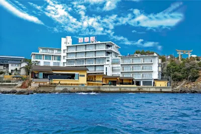 Ginpaso Các khách sạn ở Ako