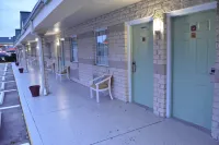 Economy Inn Cuyahoga Falls Hotels in Akron