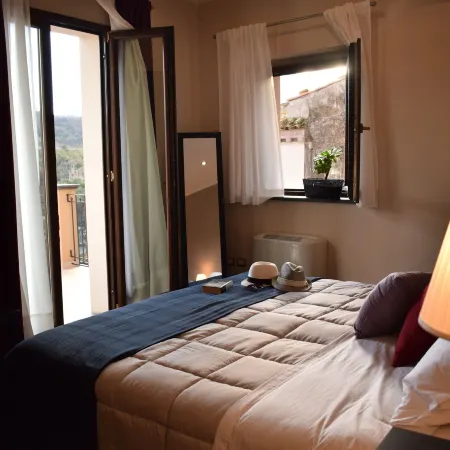 Cento Tari' Guest House