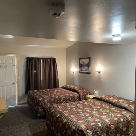Hooks Hideaway Motel