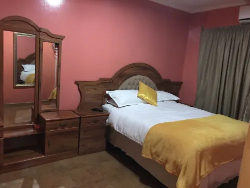 Essence of Africa Guesthouse - Pensions