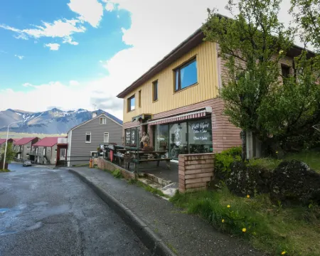 Private and Peaceful One Room Apartments Hotels in Borgarnes