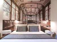 Aparthotel Meneghino Отели в г. 
