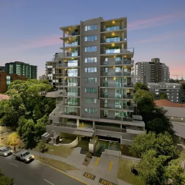 南布里斯本奎斯特公寓 鄰近Koala and River Cruises的酒店