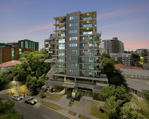 南布里斯本奎斯特公寓 南布里斯班酒店