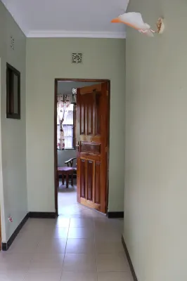 Co Msasani Guest House - Pensions