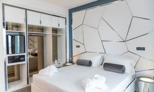 The Promenade Luxury Wellness Hotel