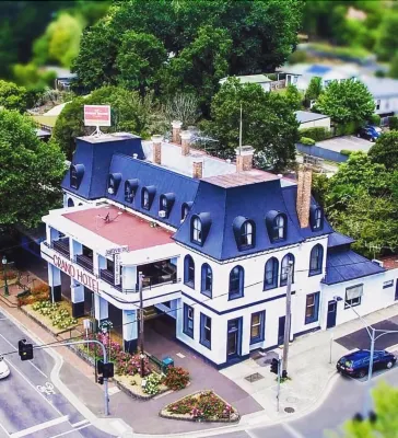 Grand Hotel Healesville Hotels in Dixons Creek
