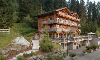 The Lodge