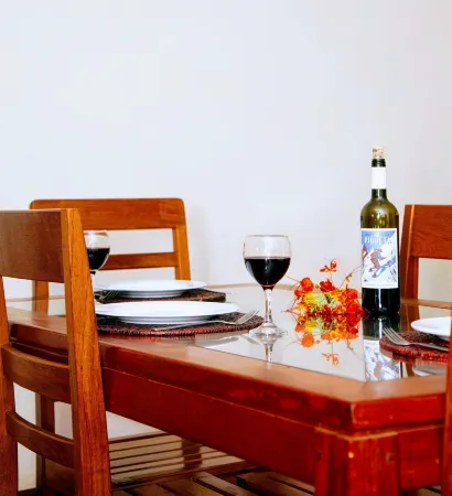 Lush Gardens Apartment 1