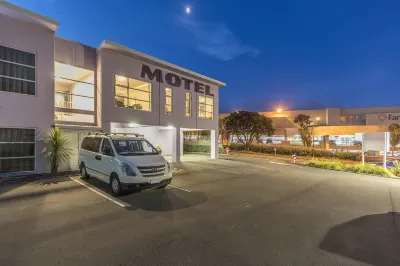 Amethyst Court Motor Lodge Hotels in Porirua
