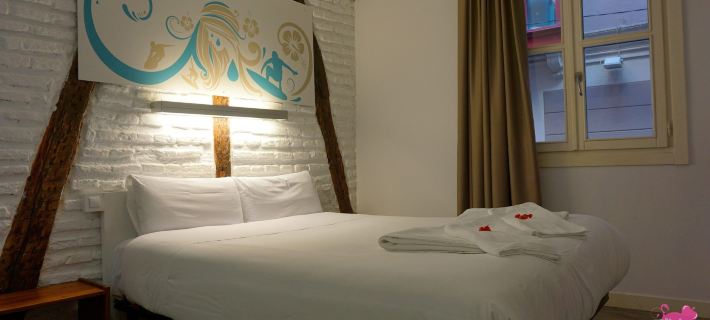 Pensión AliciaZzz Bed and Breakfast Bilbao Hotele w: Bilbao