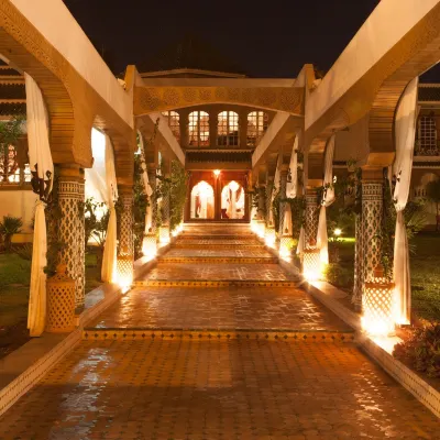 Villa des Ambassadors Hôtels à proximité de : Haut Commissariat au Pan