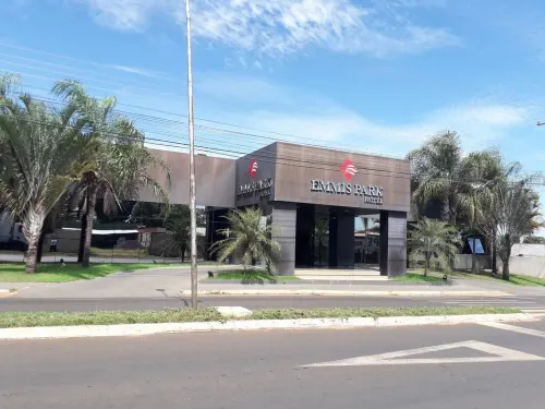 Emmis Park Hotel Hotels in Aparecida do Taboado