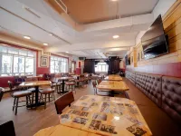 Party Hostel- Canmore Hotel Hostel Hotels in Canmore