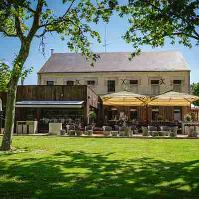 Domaine de Roiffé Hotel Exterior