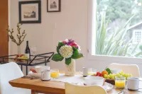 Four Bears by AvantStay Walk to Beach Hot Tub Ocean View Hotels in Arch Cape