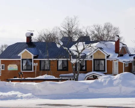 คันทรี อินน์ มิลกี้ เฮาส์ โรงแรมในนิเซโกะ