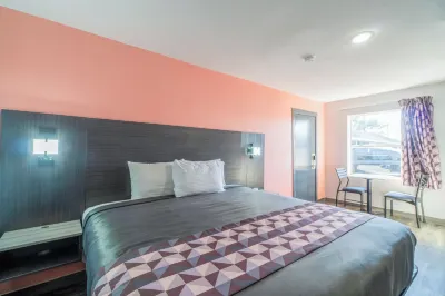 OYO Royal Inn