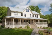 Stonehill's Farmhouse Hotel di Gardiner