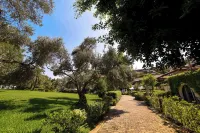 Portemilio Hotel & Resort Hôtels à : Zouk Mikael