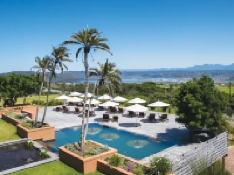 ペズラ ネイチャー リトリート クニスナのホテル