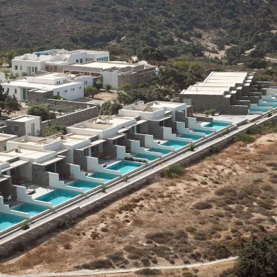 Hotel Milos Sea Resort Отели рядом с достопримечательностью «Пляж Псараволада»