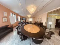 Green Park Hotel