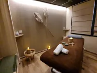 Hôtel le C - Boutique Hôtel Hotels in Narbonne