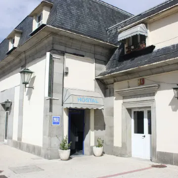 Hostal la Estación Отели рядом с достопримечательностью «City Hall»