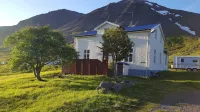 Korpudalur HI Hostel Hotels near Dynjandi (Fjallfoss)