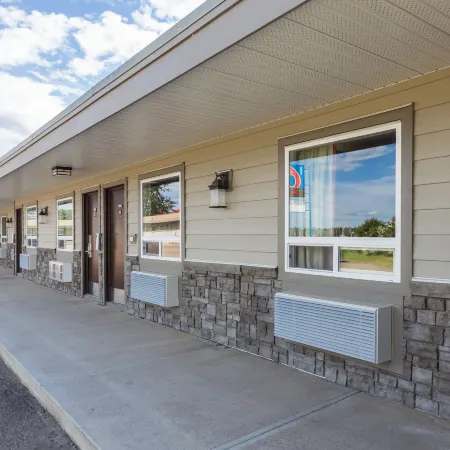 Motel 6 Fort Nelson, BC