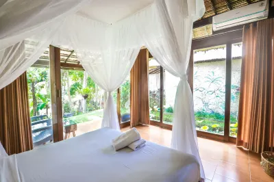 Ubud Sari Health Resort Отели рядом с достопримечательностью «Убудский дворец»