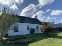Heatherland Cottage Hotels near Portree Square