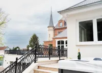 Hotel Château Héloïse Hotels in Bouillancourt-en-Sery