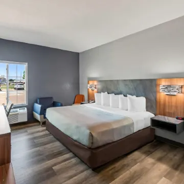 Quality Inn & Suites