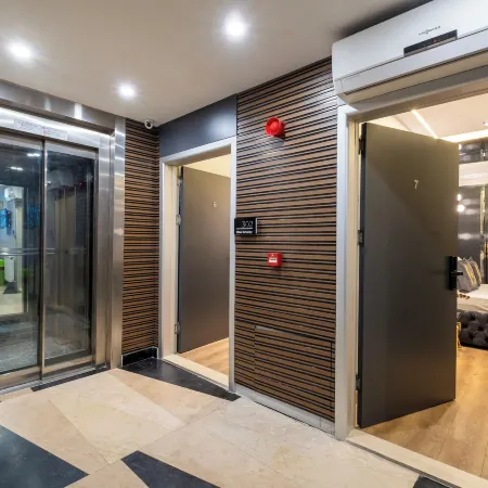 Wind Suit Otel Beşiktaş Отели рядом с достопримечательностью «Площадь Бешикташ»