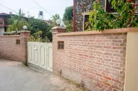 Shree Kunja Homestay Hotels near Suntakhan Krishna Mandir