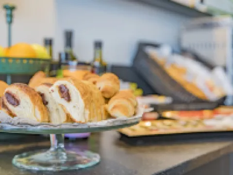 Vesci Faventia Hotels in Loja