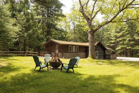 Remodeled Cook Forest Cabin