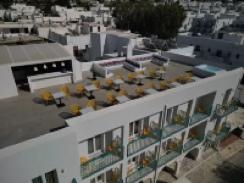 Play Paros