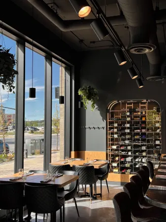 Alt Hotel Calgary University District Отели рядом с достопримечательностью «Taylor Institute for Teaching and Learning»