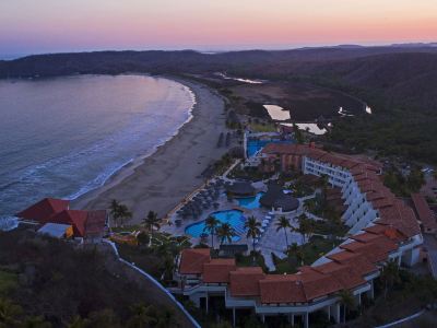 Los Angeles Locos - All Inclusive